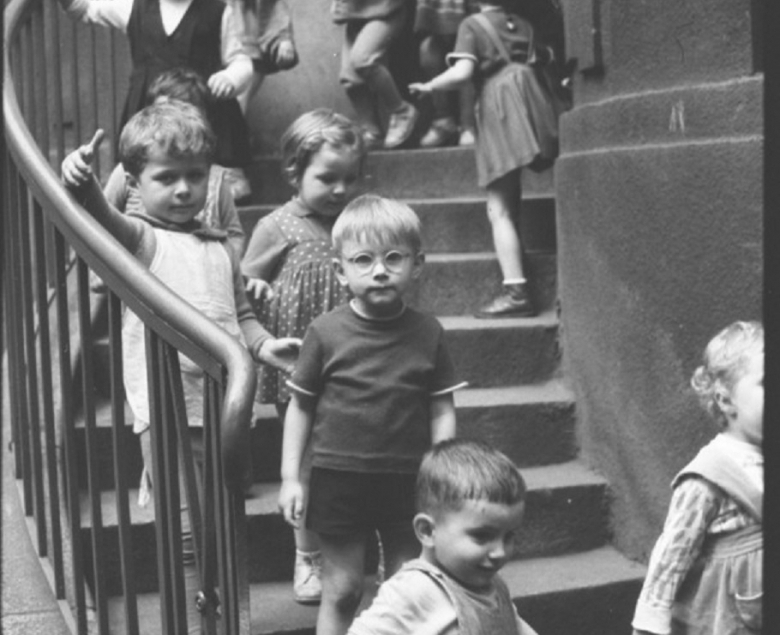 fot. Stanisław Jakubowski, Dzieci w przedszkolu, 1963, negatyw z kolekcji Muzeum w Gliwicach
