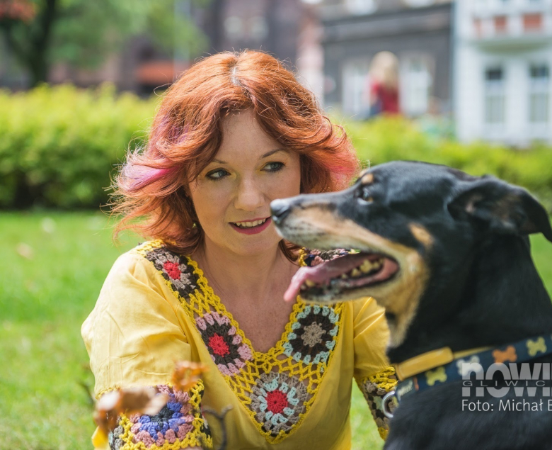 Agnieszka i jej pies - w zależności od humoru właścicielki nazywany Korbeuszem, Korbą lub Korbką.