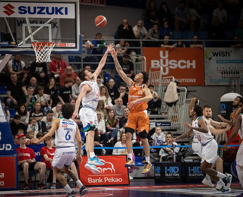 Tauron GTK był tylko tłem dla świetnie dysponowanych koszykarzy Anwilu. Foto: Facebook Anwil Włocławek