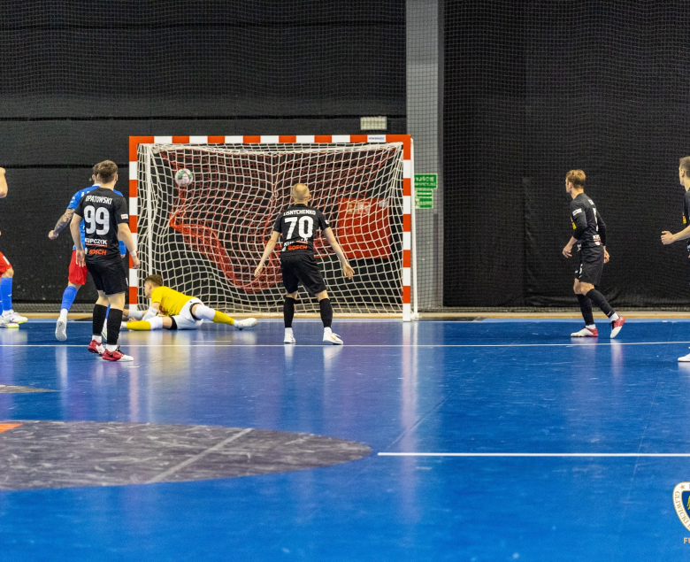 Piast nieoczekiwanie zremisował w meczu z AZS UW Wilanów.