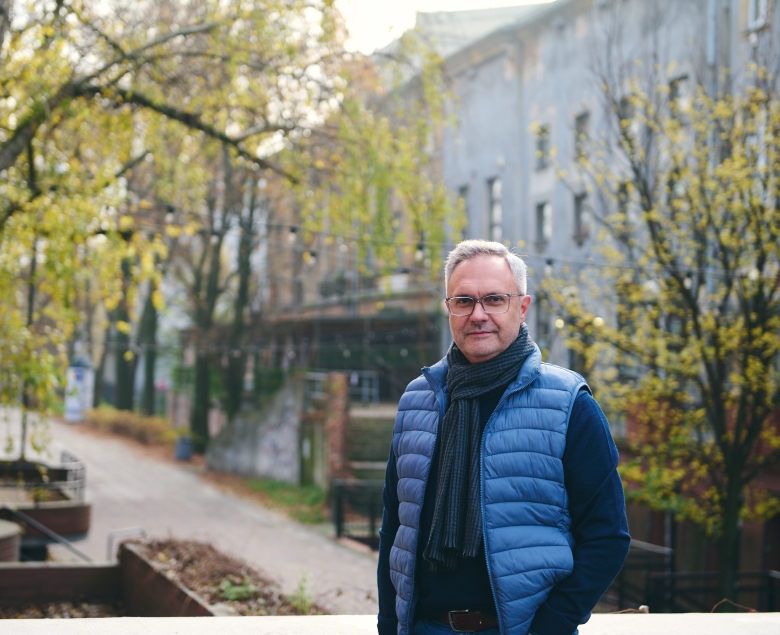 - Aleja Przyjaźni. Coś niezwykłego jest w tym miejscu, które ma niesamowity klimat. Nie mogę doczekać się zapowiadanego remontu Ruin Teatru.